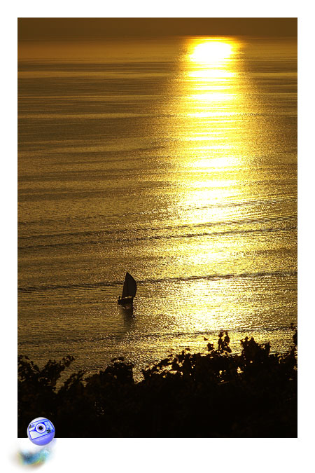 Navigateur du soir sur la cte lmanique ... (C) Mair Photographie